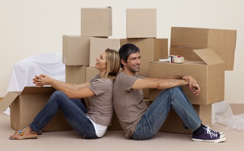 Packing and furniture moving support for local Archway homes