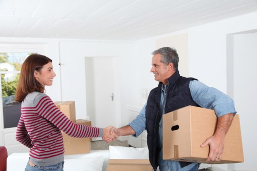 Archway man and van handling nearby North London deliveries